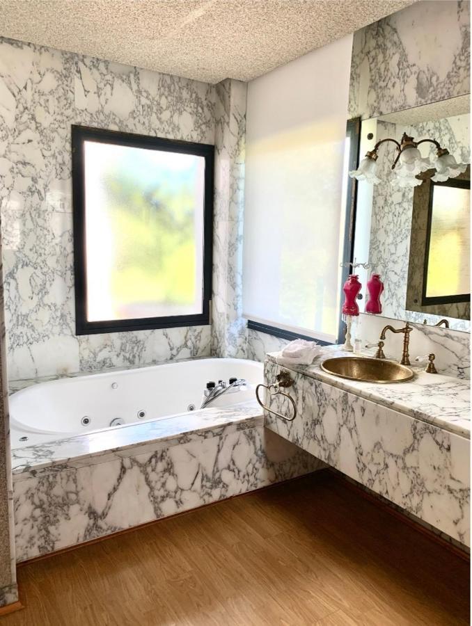 Chalet Con Vistas A Sevilla Gelves Zewnętrze zdjęcie